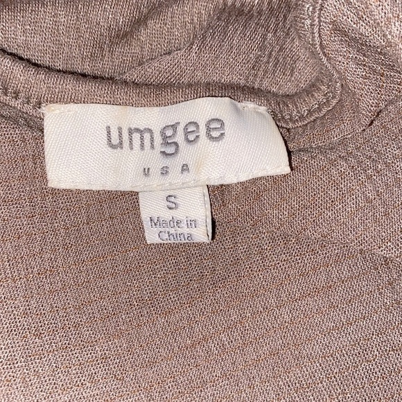 Umgee tan sleeveless top size small - Picture 3 of 5